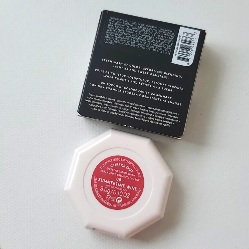 NIB Fenty Beauty by Rihanna Cheeks Out Freestyle Cream Blush 08 Summertime Wine
